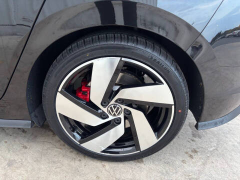 2024 Volkswagen Golf GTI S