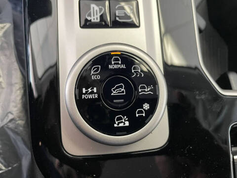 2026 Mitsubishi Outlander PHEV SE