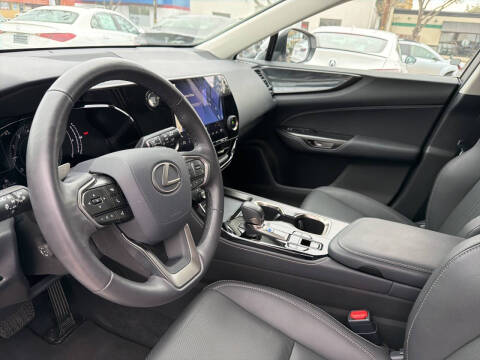 2025 Lexus NX 350 Premium