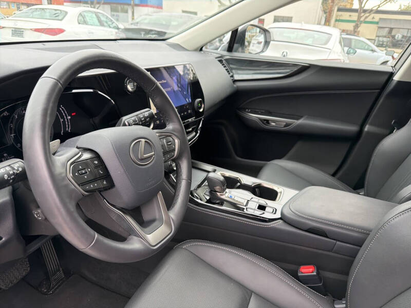 2025 Lexus NX 350 Premium