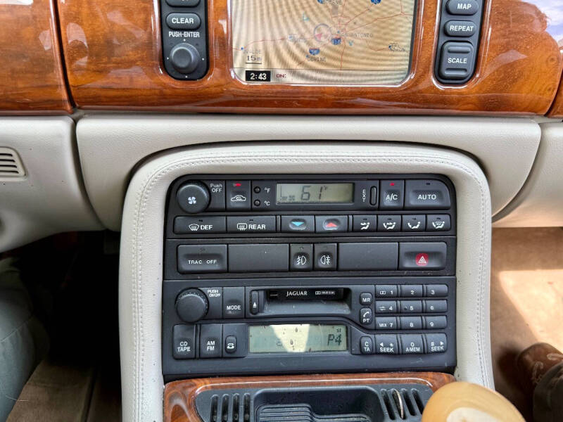 2000 Jaguar XK-Series XK8