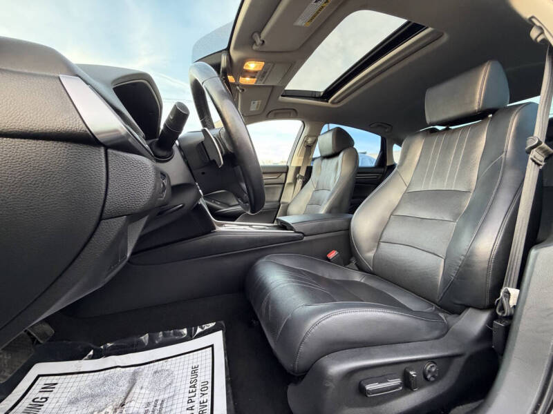 2018 Honda Accord EX-L w/Navi