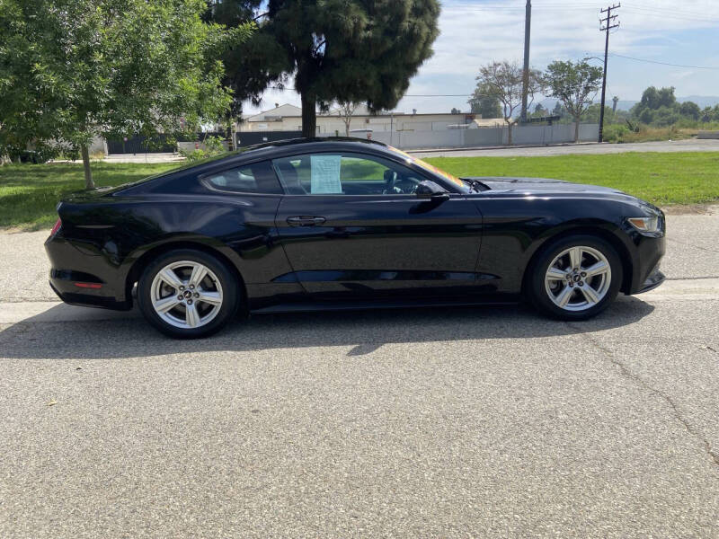 2016 Ford Mustang V6