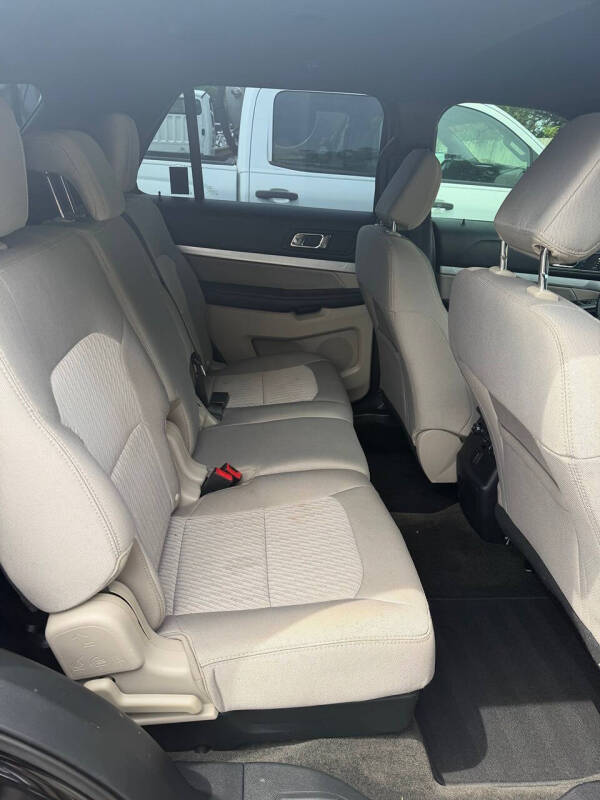 2018 Ford Explorer