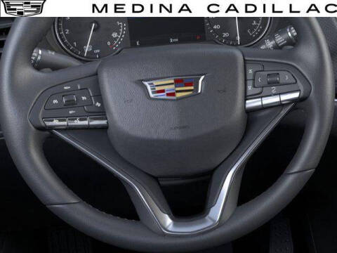 2025 Cadillac XT6 Luxury