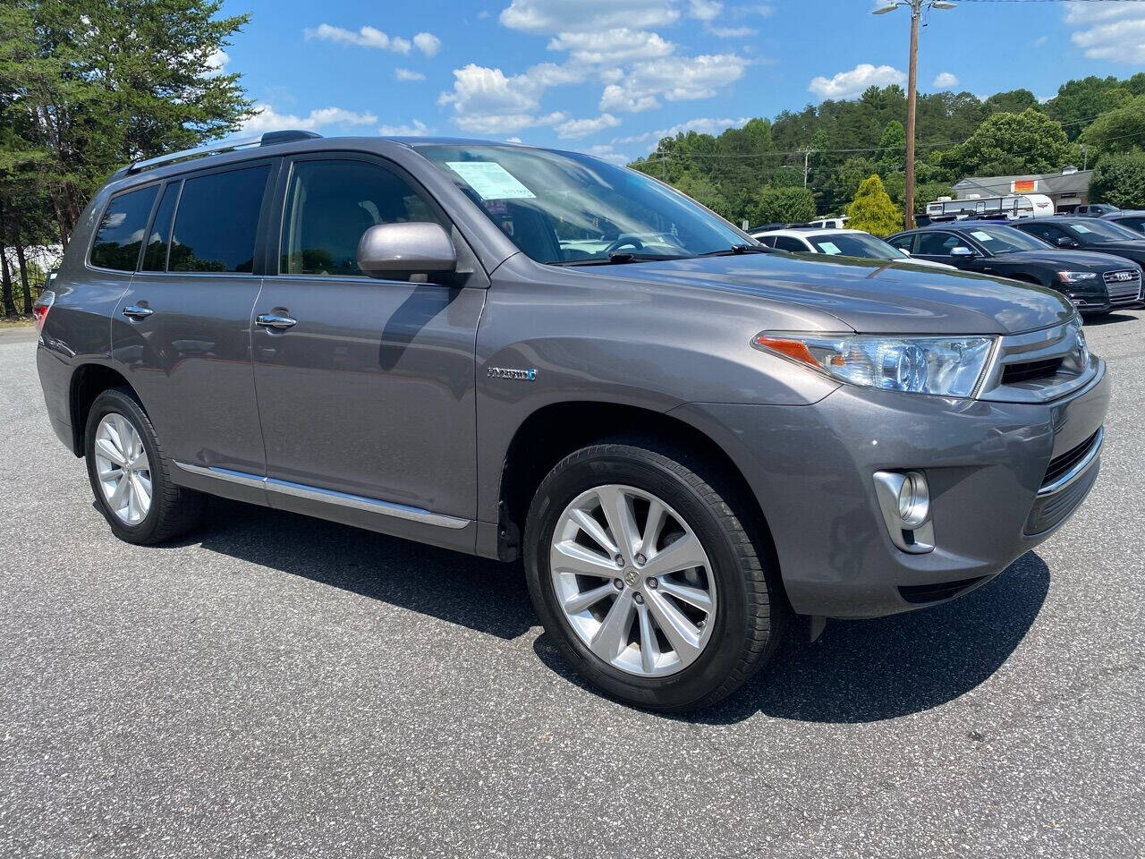 2013 Toyota Highlander Hybrid for sale at Driven Pre-Owned in Lenoir, NC