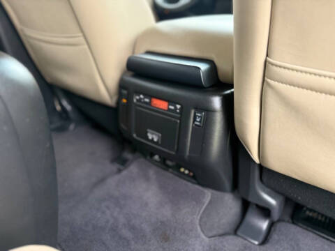 2017 Nissan Armada Platinum