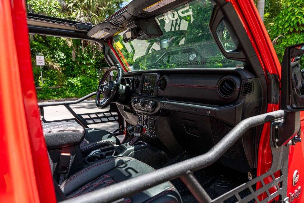 2020 JEEP Wrangler SUV / Crossover - $58,999