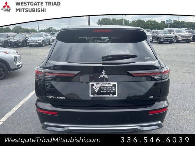 2025 Mitsubishi Outlander SE