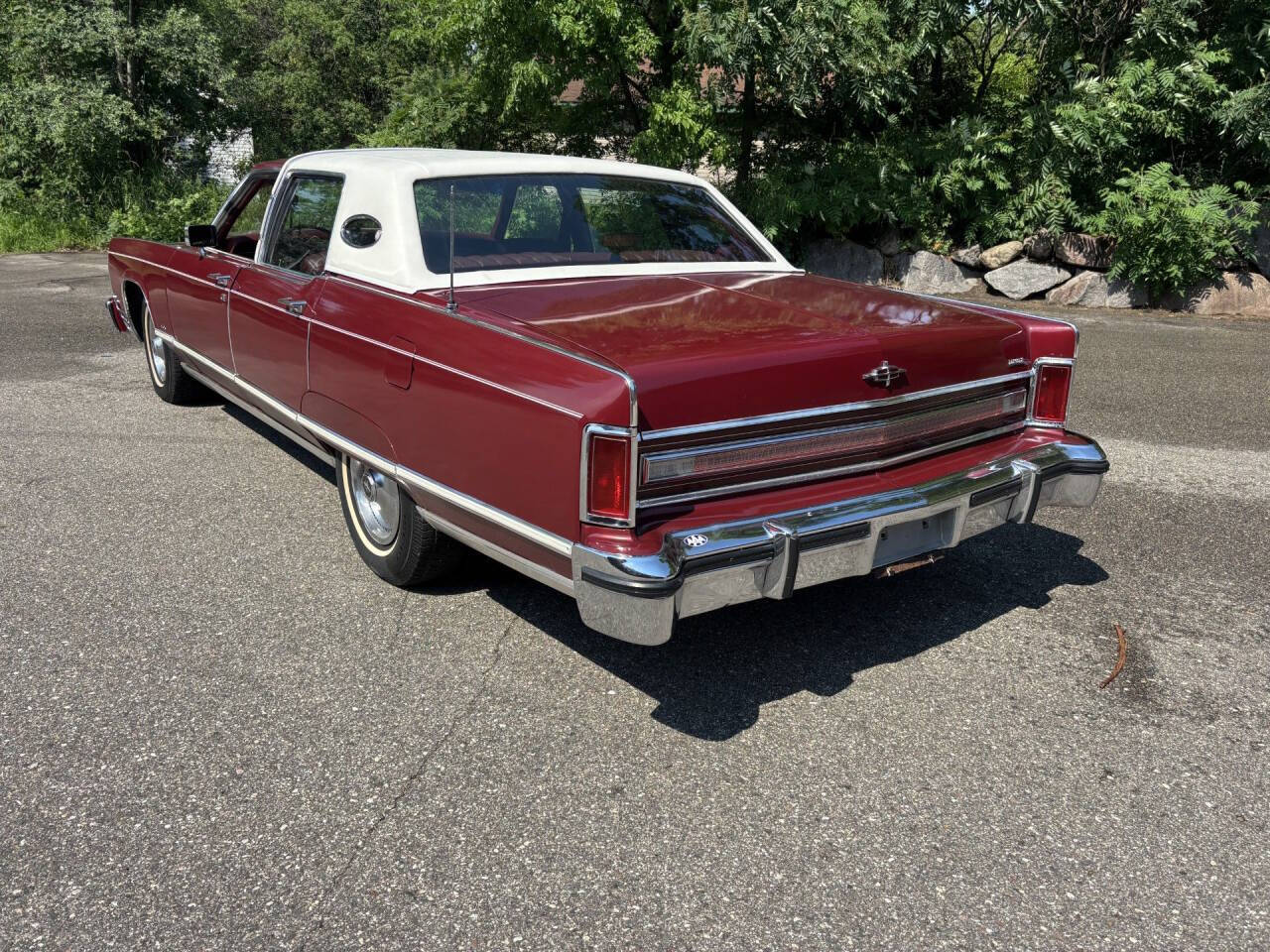 1977 Lincoln Continental 14