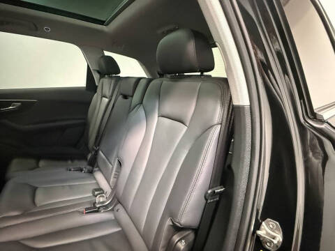 2023 Audi Q7 quattro Premium 45 TFSI