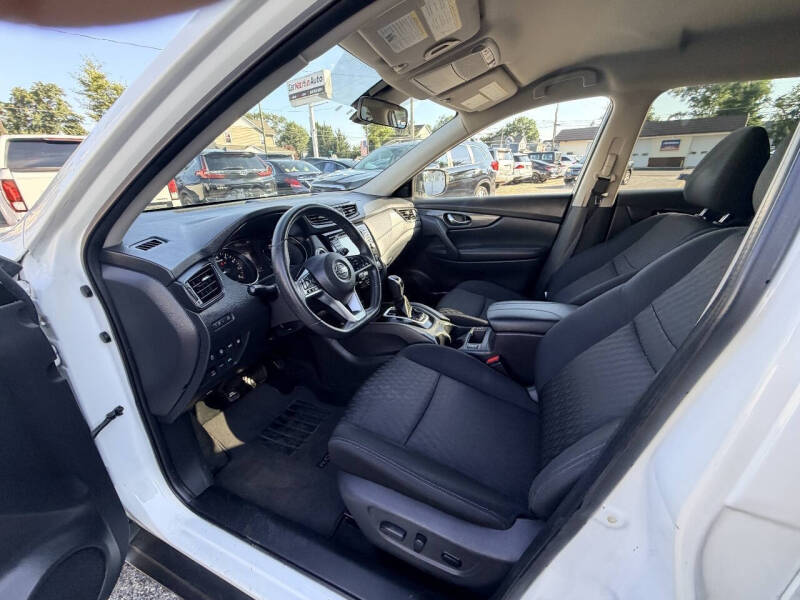 2019 Nissan Rogue SV