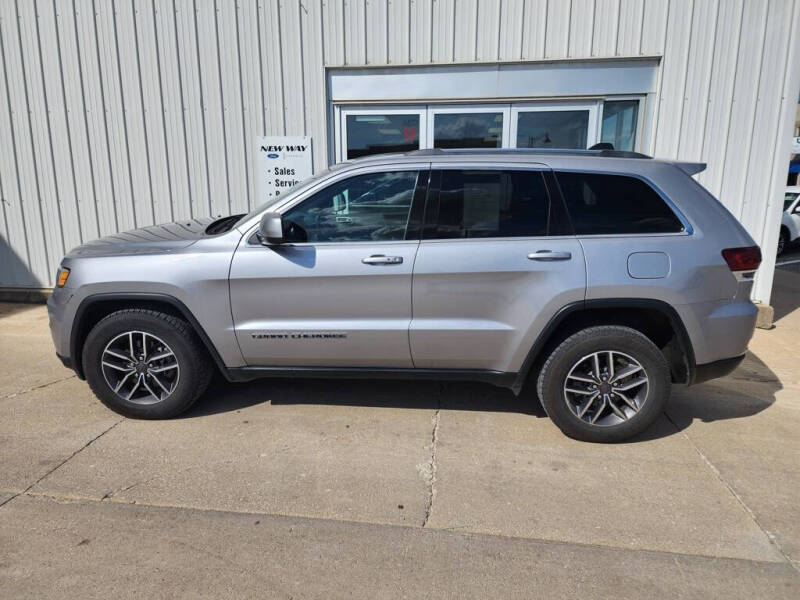 2019 Jeep Grand Cherokee Laredo E