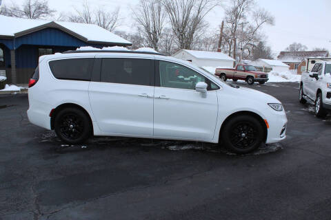 2022 Chrysler Pacifica Touring L