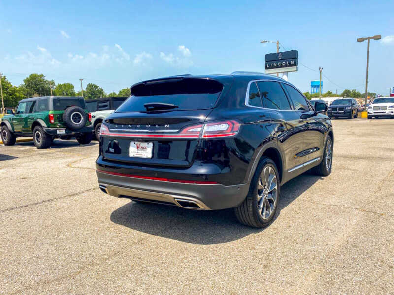 2022 Lincoln Nautilus Reserve