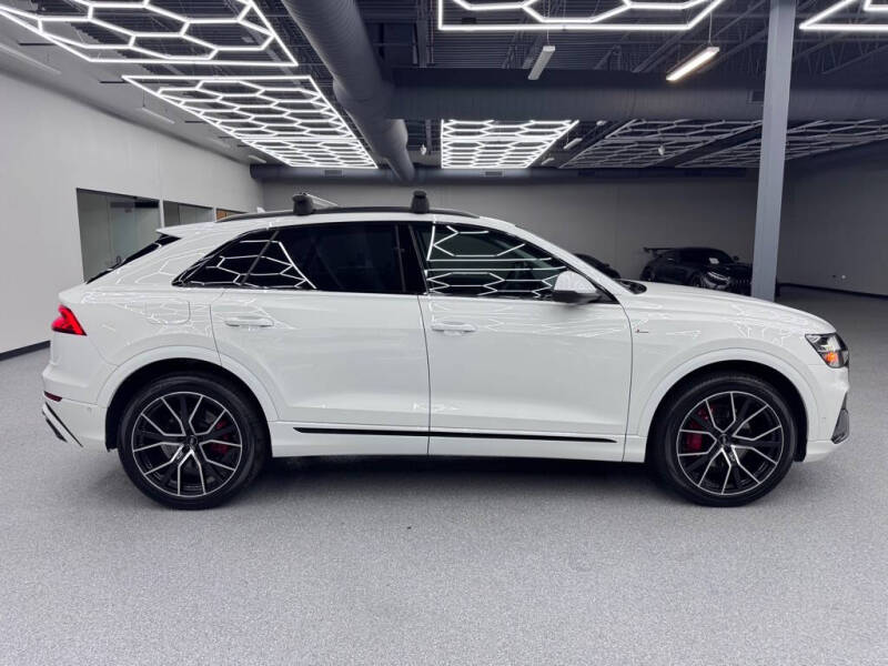 2020 Audi Q8 quattro Prestige 55 TFSI