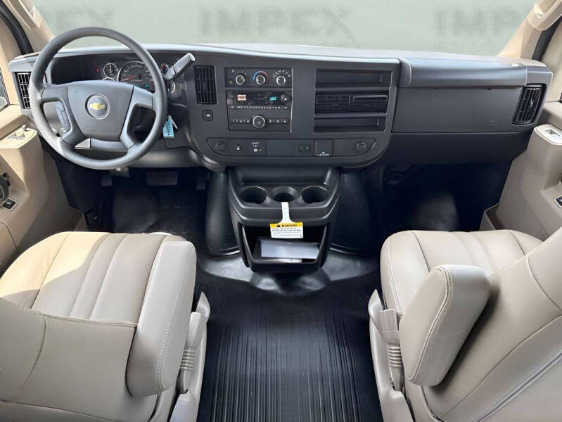 2026 Chevrolet Express 2500