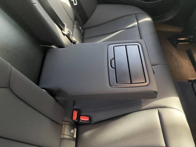 2021 BMW 3 Series 330e xDrive