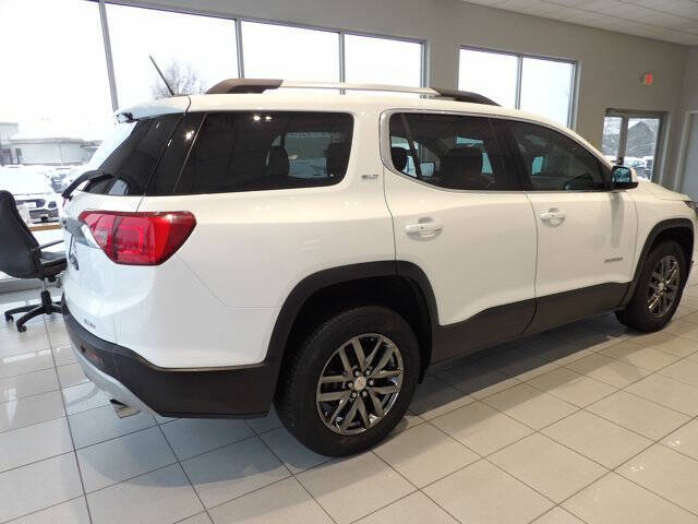 2017 GMC Acadia SLT-1