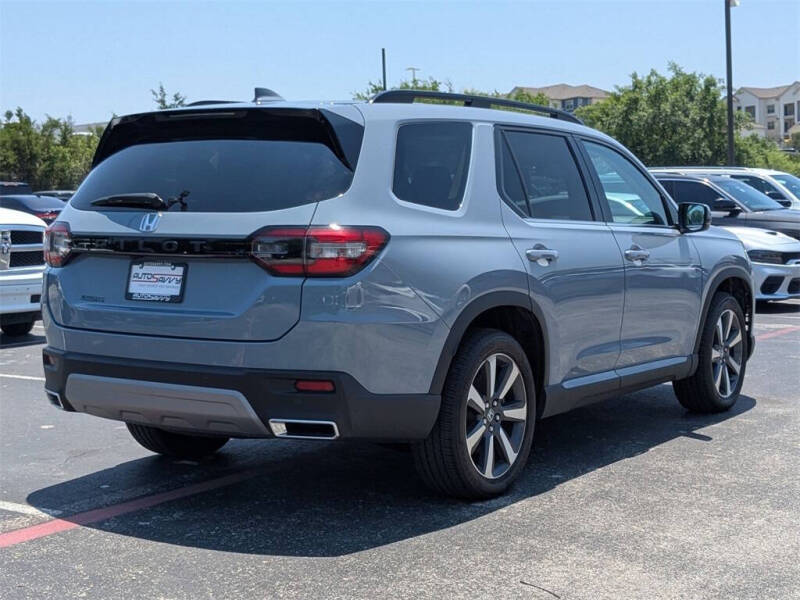 2024 Honda Pilot Touring