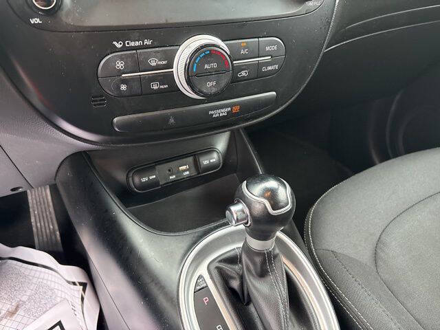 2019 Kia Soul +