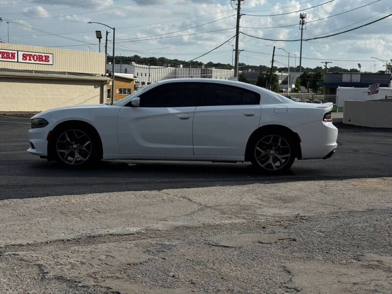 2015 Dodge Charger SXT