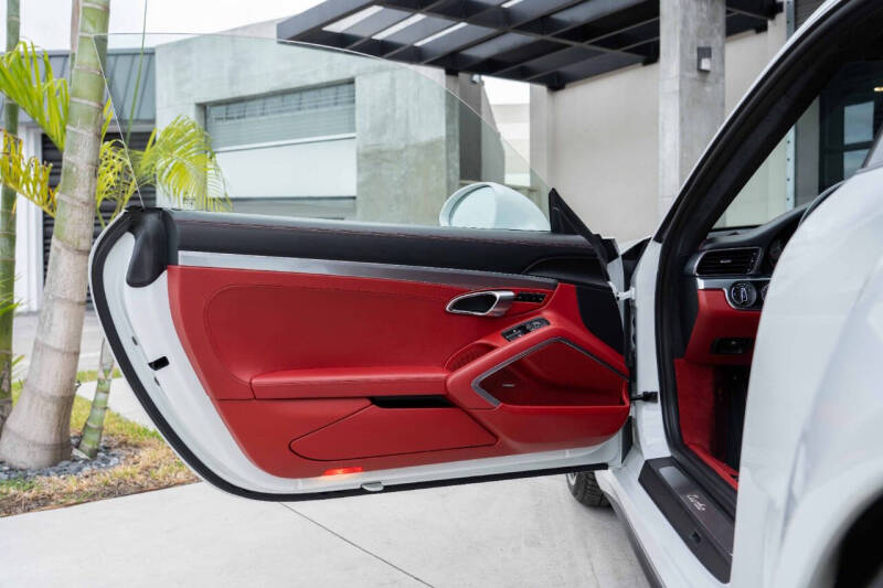 2015 Porsche 911 Turbo