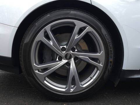 2023 Audi e-tron GT quattro Premium Plus