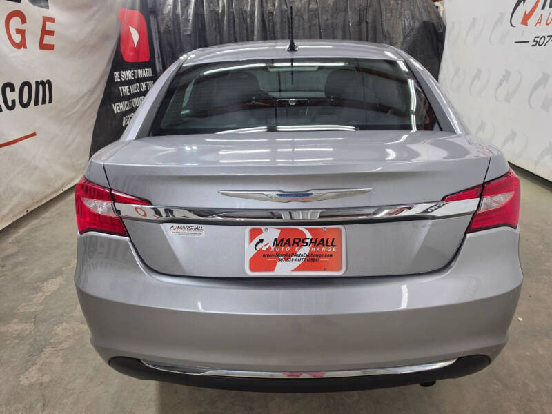 2013 Chrysler 200 LX