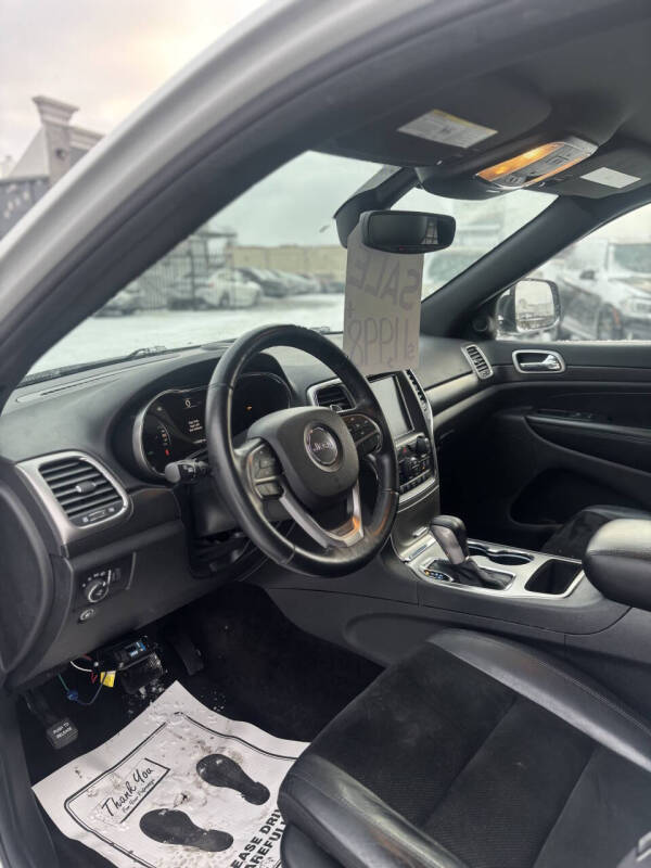 2017 Jeep Grand Cherokee Laredo