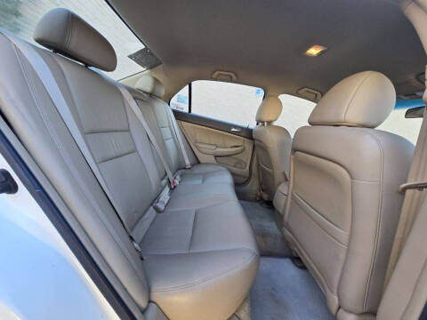 2005 Honda Accord Hybrid w/Navi