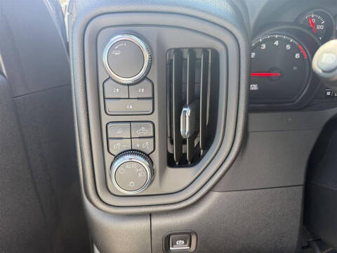 2024 GMC Sierra 2500HD Pro