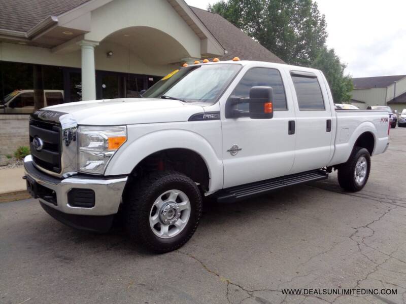 2016 Ford F-250 Super Duty for sale at DEALS UNLIMITED INC in Portage MI