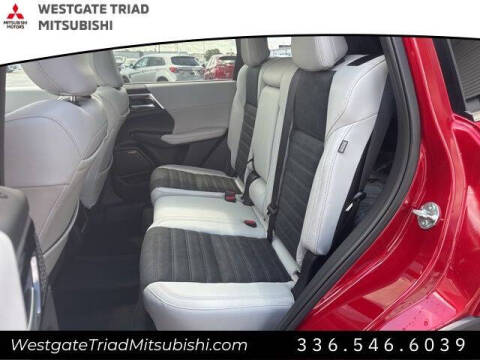 2025 Mitsubishi Outlander SE