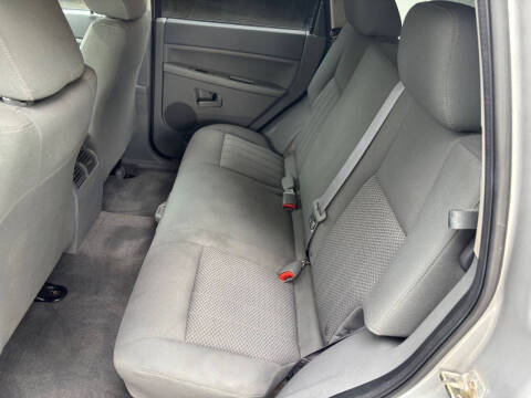2005 Jeep Grand Cherokee Laredo