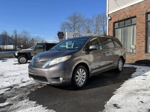 2012 Toyota Sienna Limited 7-Passenger