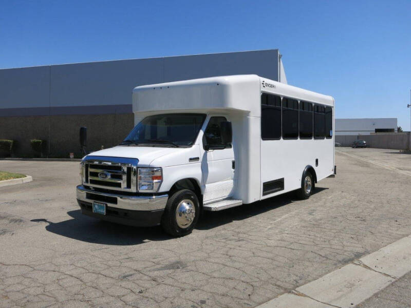 2024 Ford E-450