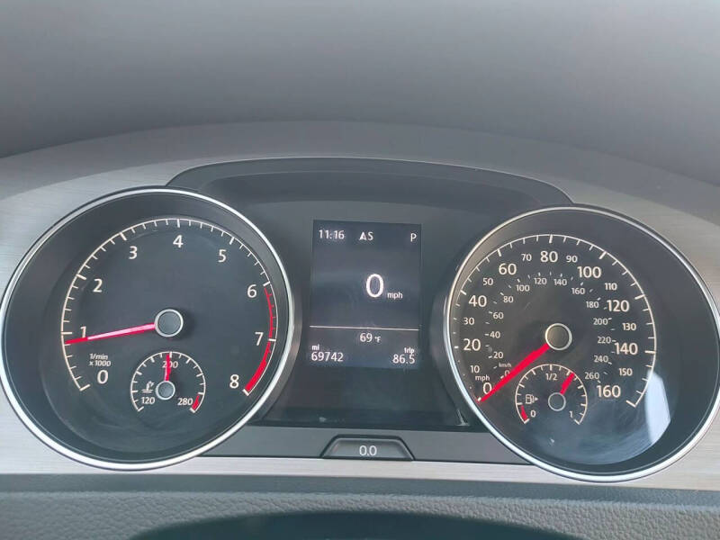 2017 Volkswagen Golf SportWagen