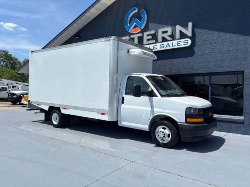 2024 Chevrolet Express Reefer Cube Van