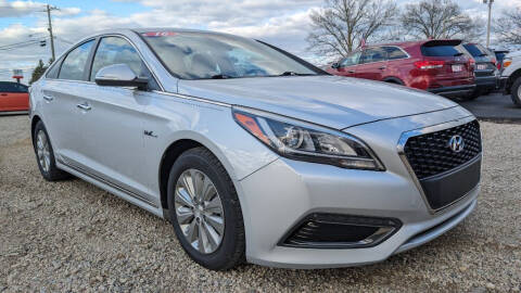 2016 Hyundai Sonata Hybrid for sale at Dixie Automotive Imports in Fairfield OH