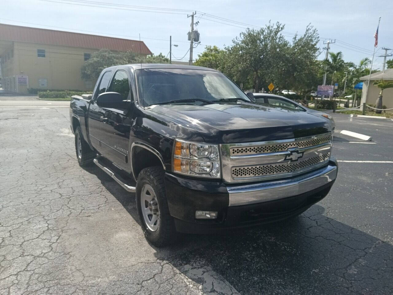 2007 Chevrolet Silverado Pickup - $6,950