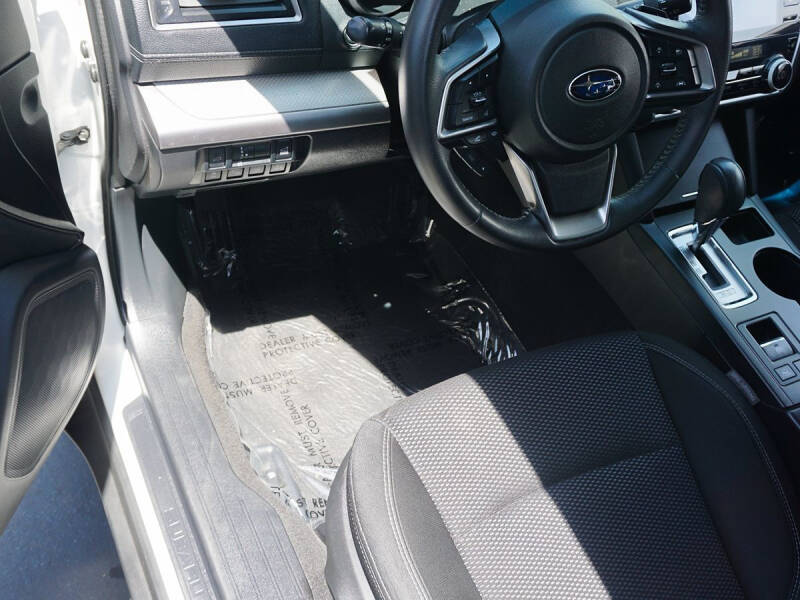 2019 Subaru Outback 2.5i Premium