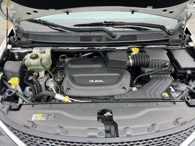 2017 Chrysler Pacifica Touring