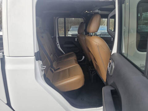 2023 Jeep Gladiator Overland