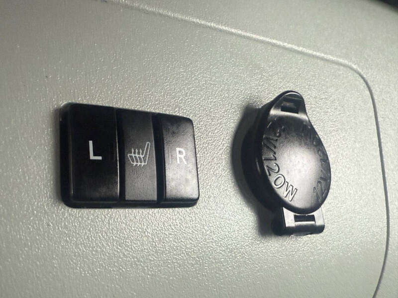 2014 Toyota Prius Four