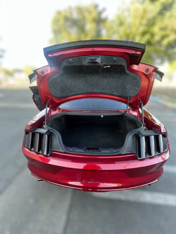 2015 Ford Mustang V6