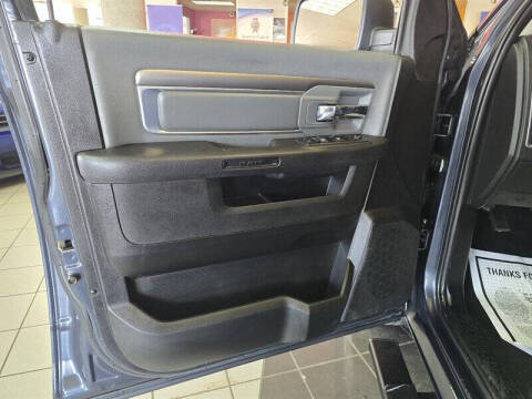 2021 RAM 1500 Classic SLT
