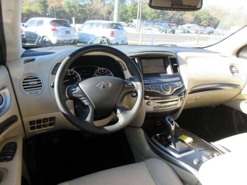 2016 INFINITI QX60 Base photo 7