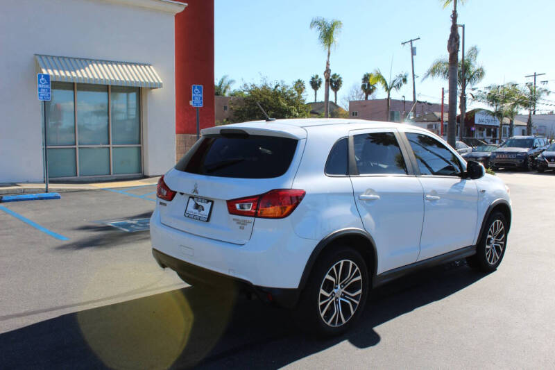 2016 Mitsubishi Outlander Sport 2.4 SE