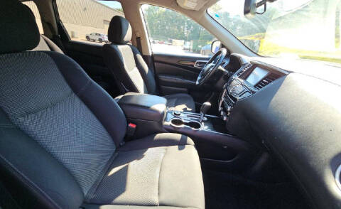 2019 Nissan Pathfinder SV